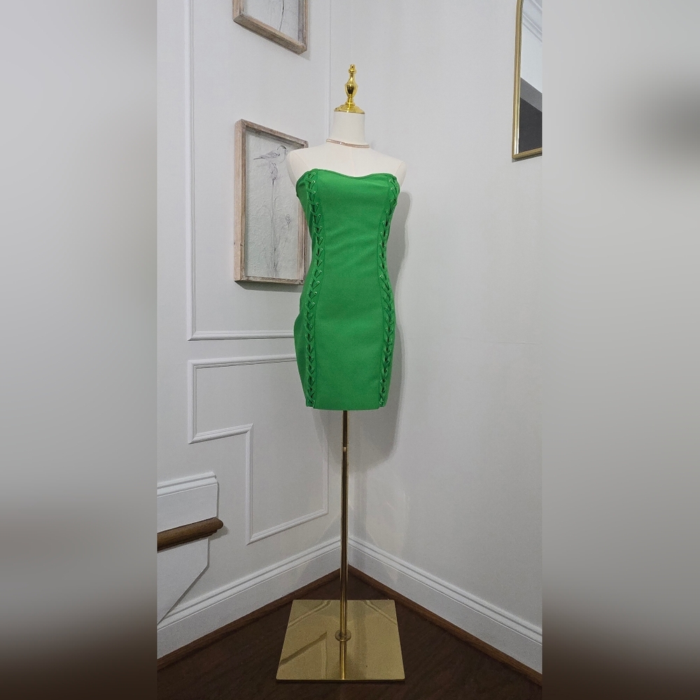 Fashion Nova Strapless Green Dress
